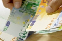 Mancati erogazione della retribuzione e versioni discordanti: il datore è tenuto a pagare - Cassazione sentenza n. 16738 del 2013