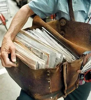 Notificazione a mezzo posta ed errore sulle generalità - Cassazione sentenza n. 18427 del 2013