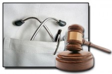 Responsabilità medica: onere della prova e prescrizione - Cassazione sentenza n. 20904 del 2013