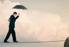 Fatture per operazioni inesistenti: concorso del Commercialista - Cassazione sentenza 39873 del 2013