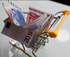Mancato pagamento di emolumenti reato di appropriazione indebita: assoluzione - Cassazione sentenza n. 40988 del 2013