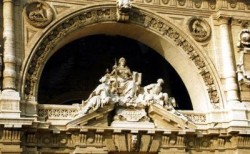 Associazione a delinquere ed aggravante della transnazionalità - Cassazione sentenza n. 18374 del 2013