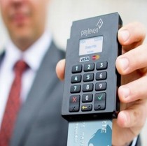 Obbligo del pos per carte di debito e verifica rafforzata per chi versa banconote da 200 e 500 euro