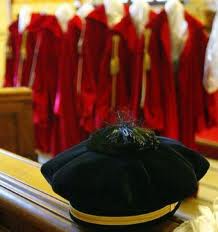 Sanzioni disciplinari per magistrato che dilaziona le cause a distanza di sette anni - Cassazione sentenza n. 1516 del 2014