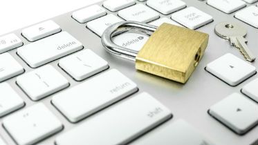 sequestro contabilità e pc per reati tributari