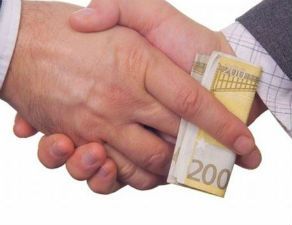 intermediario della corruzione ed entità del sequestro preventivo