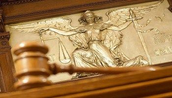 non è impugnabile in cassazione l'ordinanza di sospensione cautelare